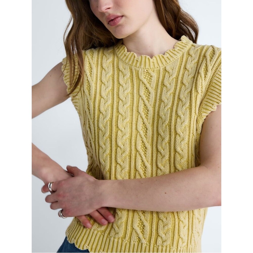 Free Assembly Women's Scalloped Cable Knit Cotton Vest